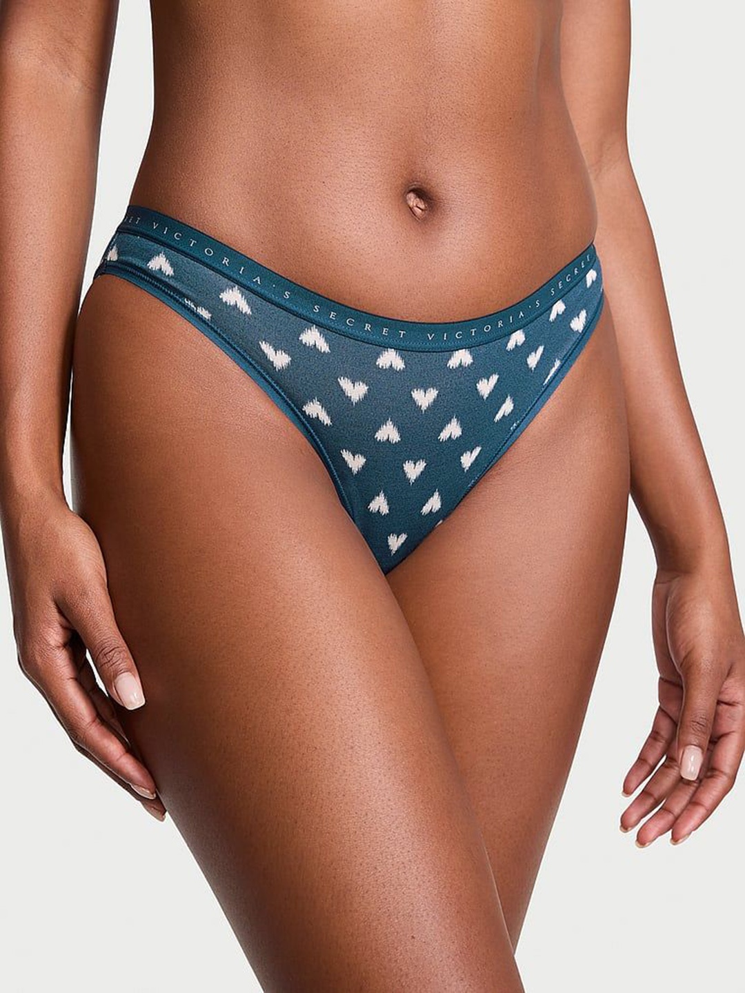 

Victoria's Secret Women Printed Low-Rise Bikini Briefs, Blue