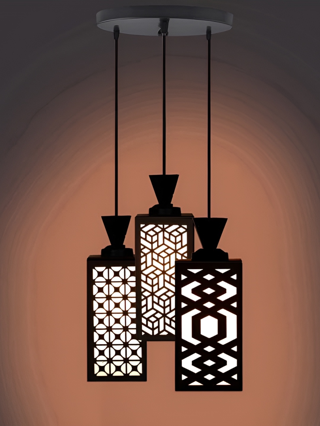 

Afast Black & White Ceiling Lamp
