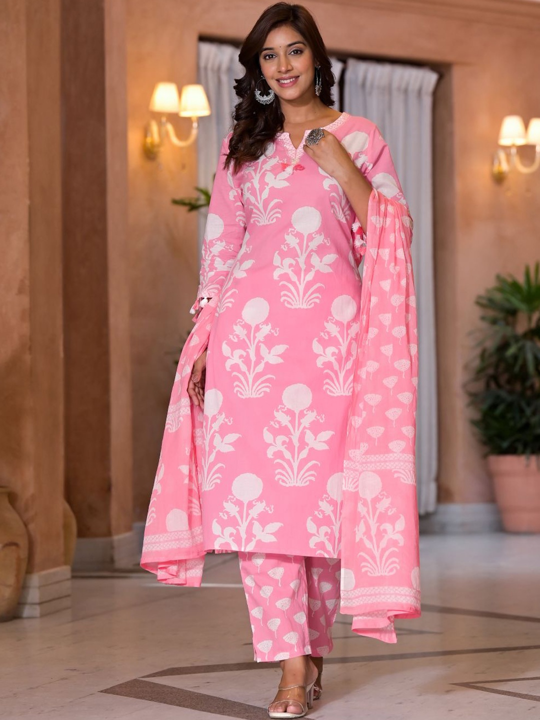 

Benaaz Floral Printed Pure Cotton Straight Kurta With Trousers & Dupatta, Pink