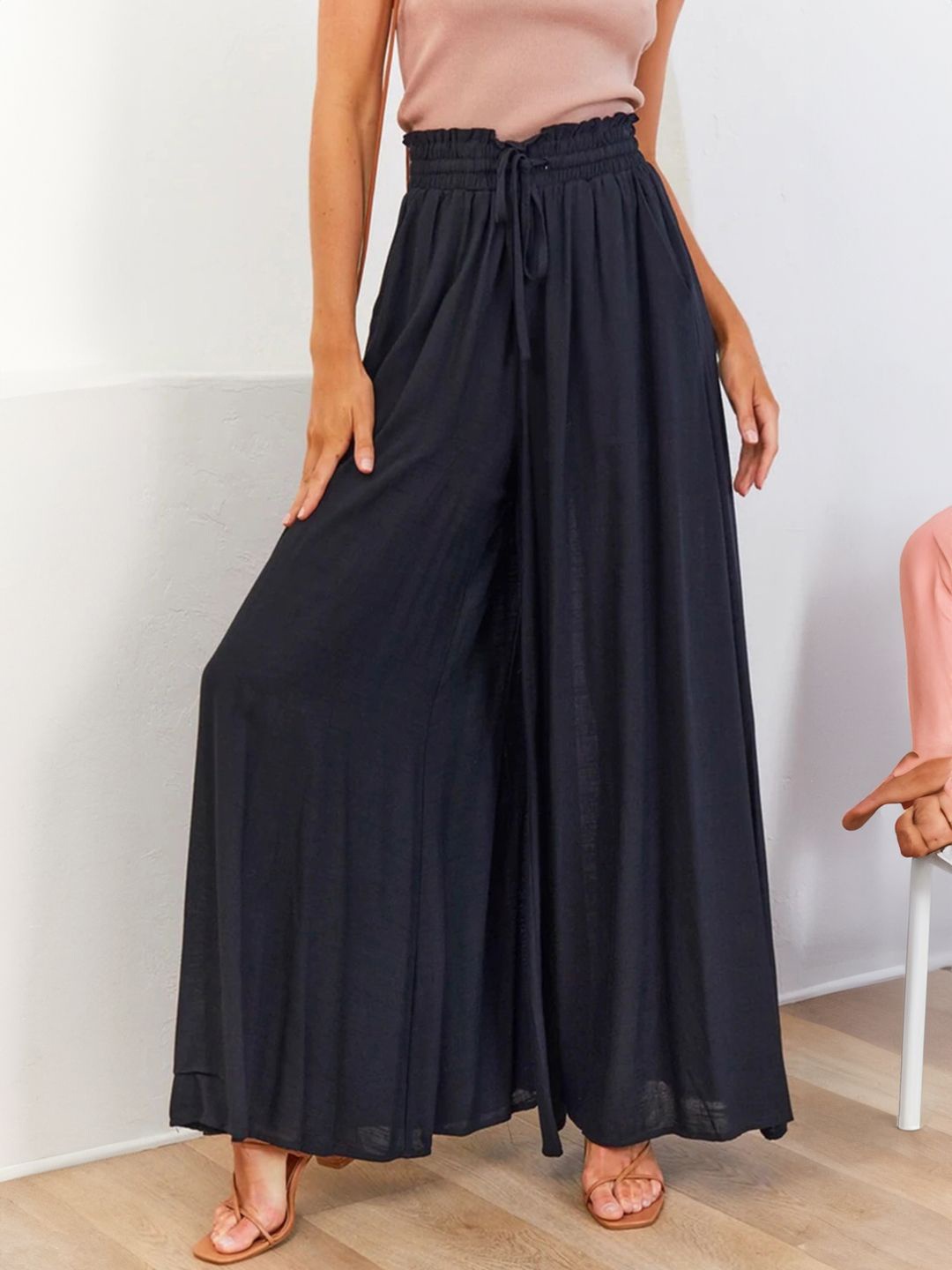 

KPOP Women Solid Wide Leg Elasticated Slip-On Palazzos, Black