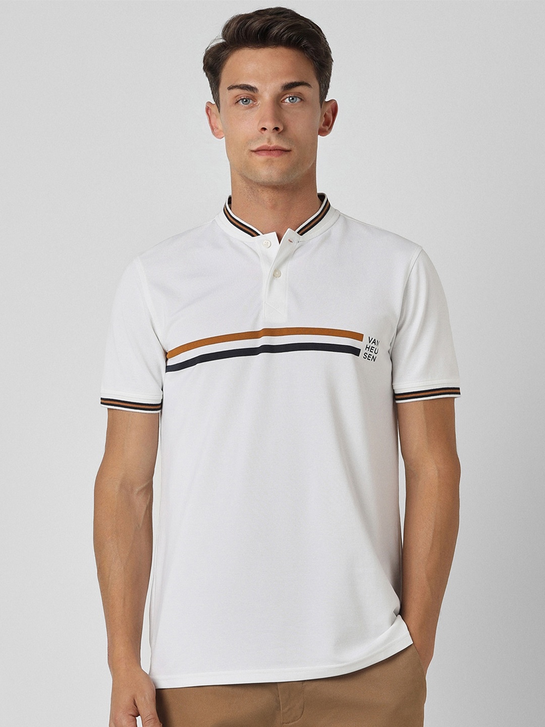 

Van Heusen Sport Men Mandarin Collar Pockets T-shirt, White