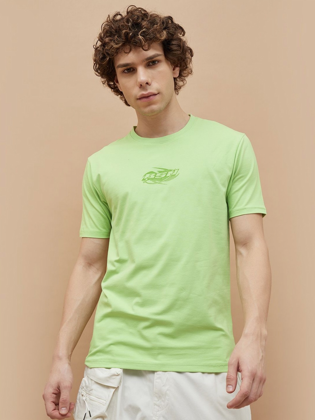 

Bossini Men Typography Printed Raw Edge T-shirt, Green