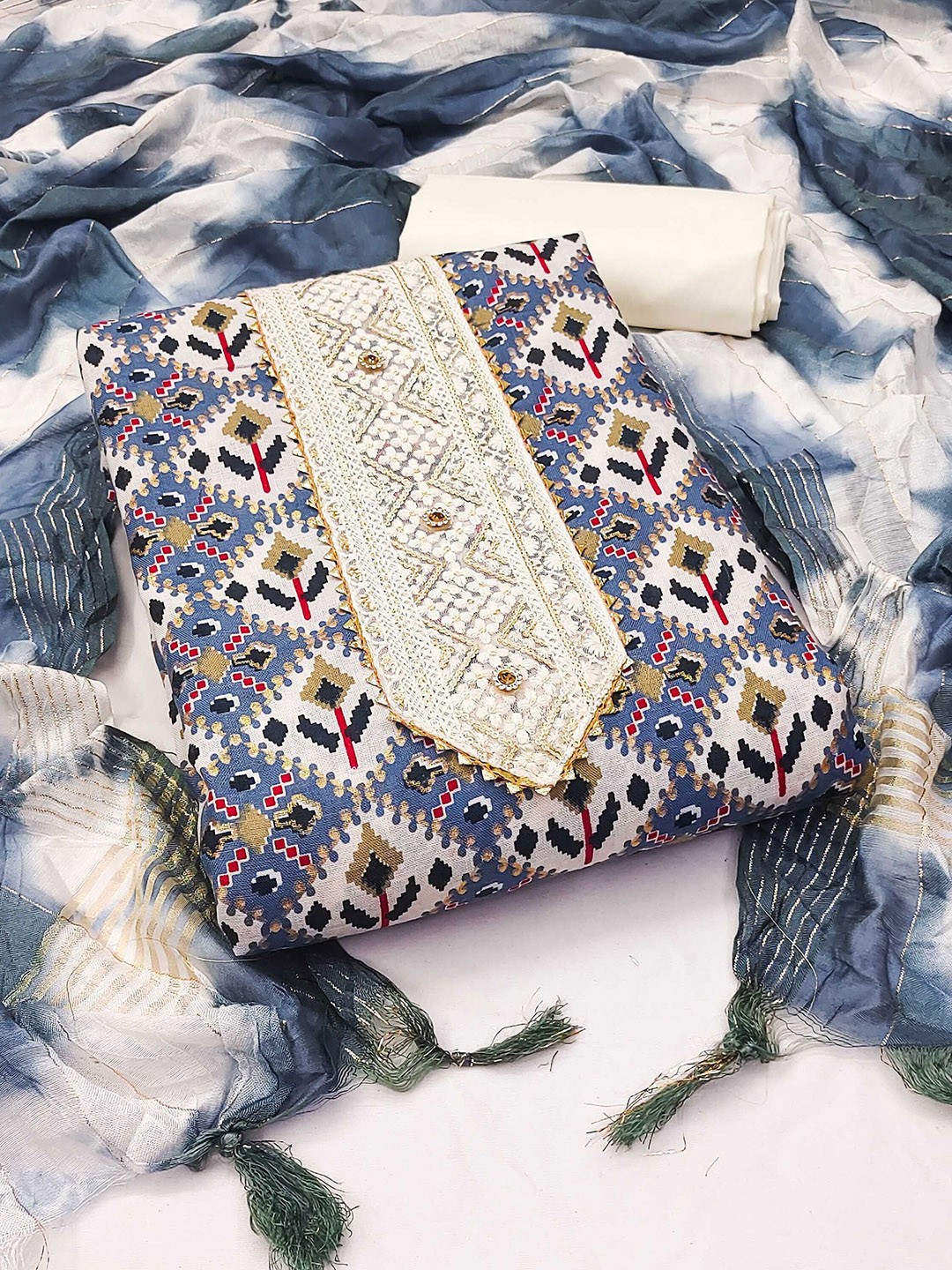 

KALINI Floral Printed Gotta Patti Pure Cotton Unstitched Dress Material, Grey