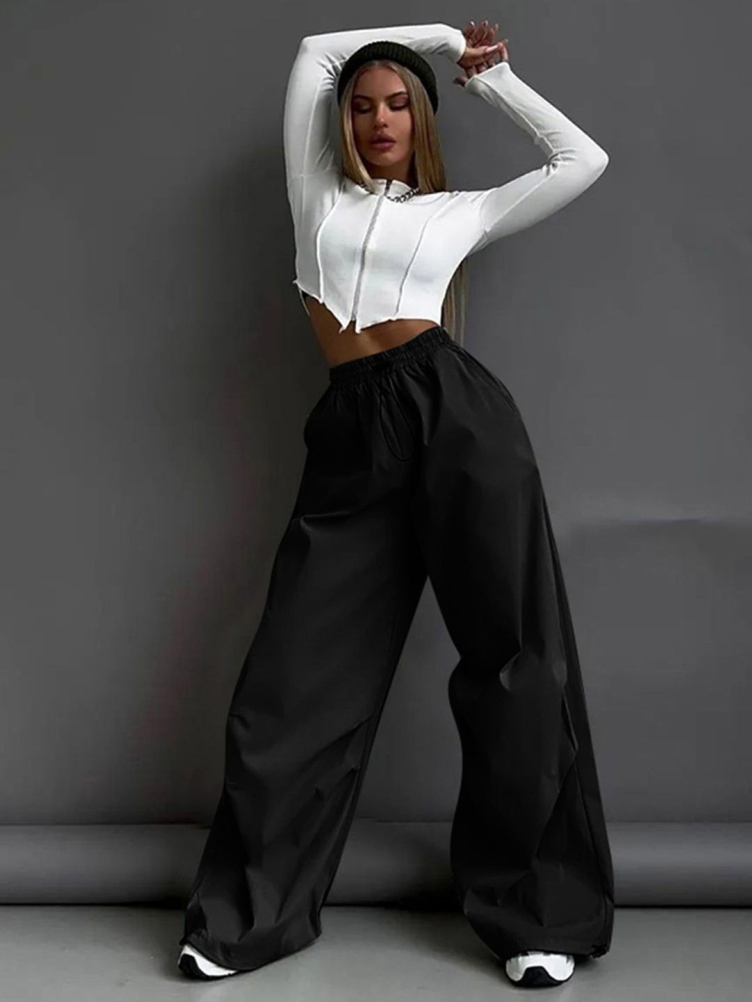 

KPOP Solid Women Relaxed Loose Fit Trousers, Black
