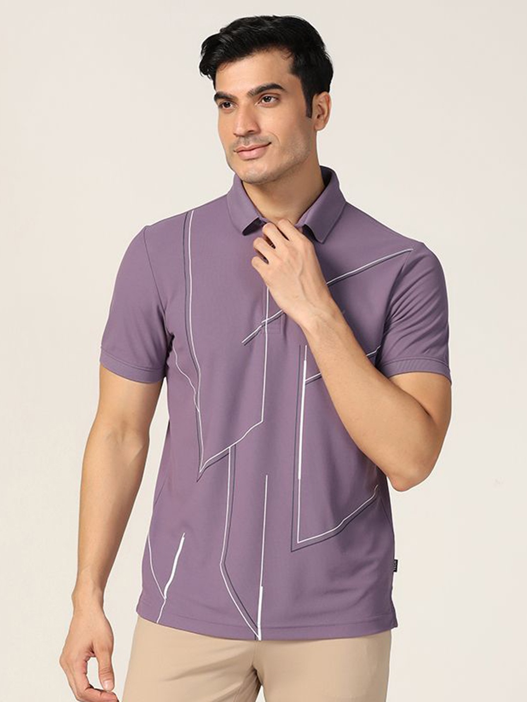 

Blackberrys Men Printed Mandarin Collar Pockets Slim Fit T-shirt, Lavender