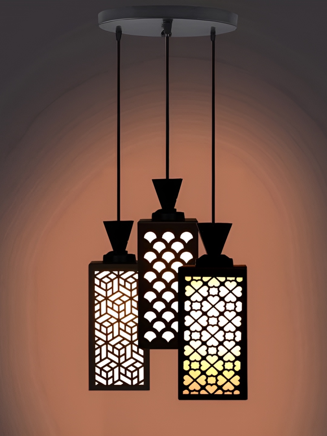 

Afast Black & White Ceiling Lamp