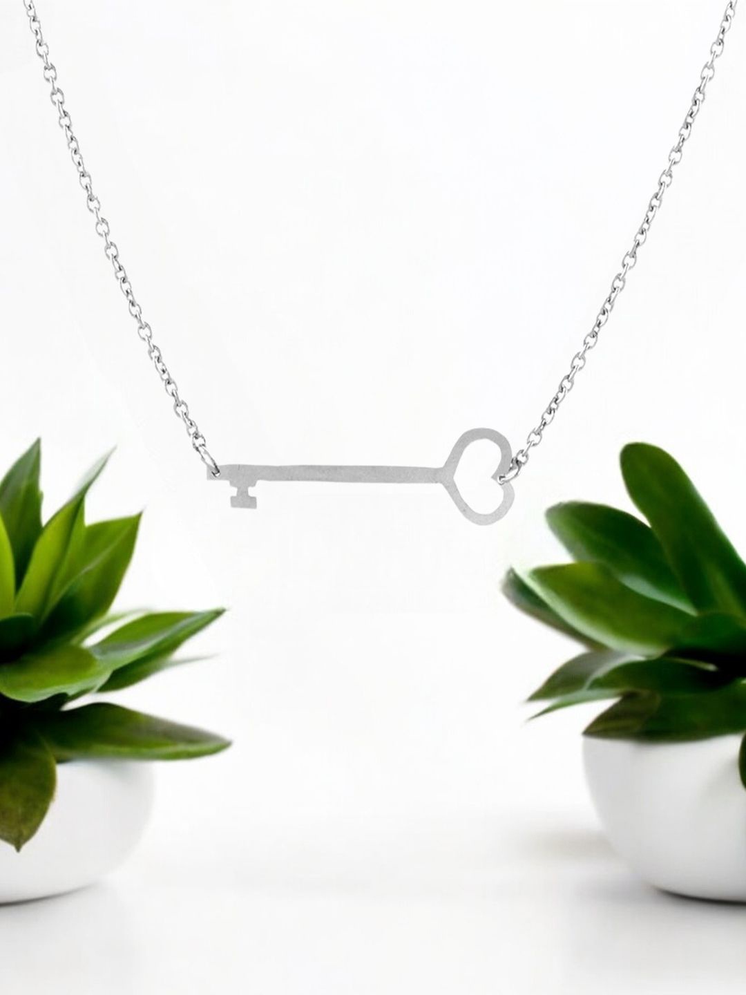 

DressBerry Girls 925 Sterling Silver Love Key Pendant with Chain