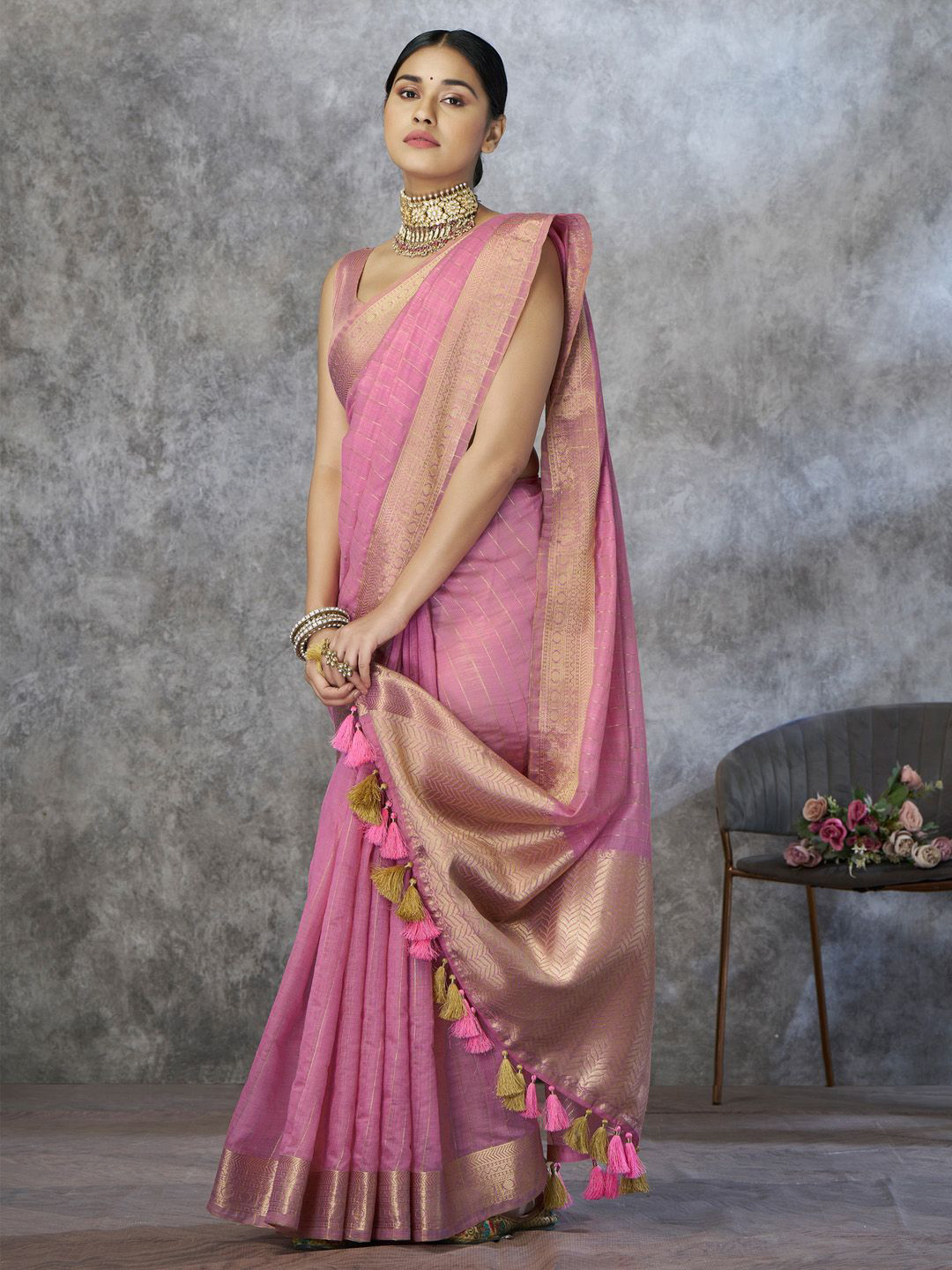 

Anouk Woven Design Striped Zari Banarasi Saree, Pink