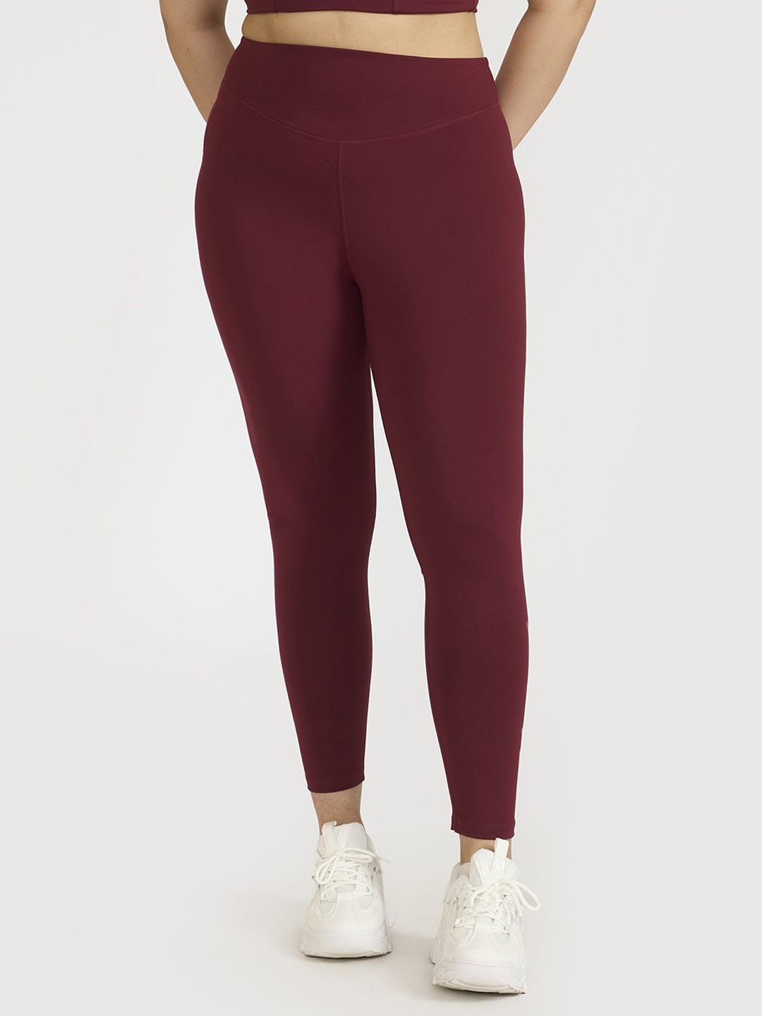 

Hunnit Women 7/8 Strechable High Waist Legging with Pockets, Maroon