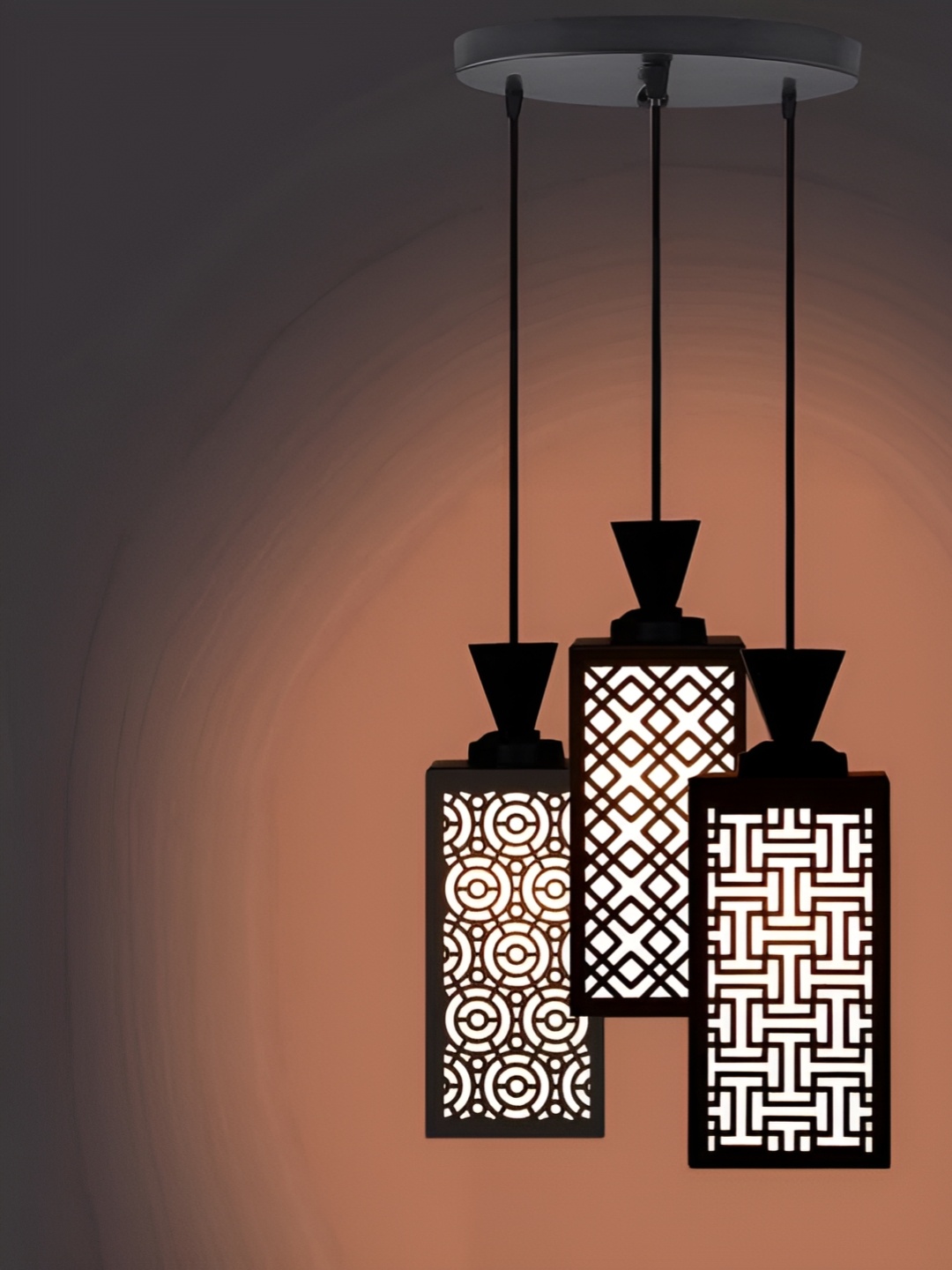 

Afast Black & White Traditional Ceiling Lamp