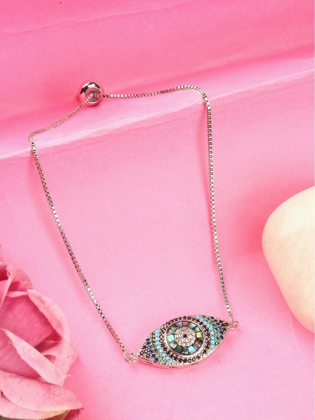 

KPOP Cubic Zirconia Studded Gold-Plated Charm Bracelet