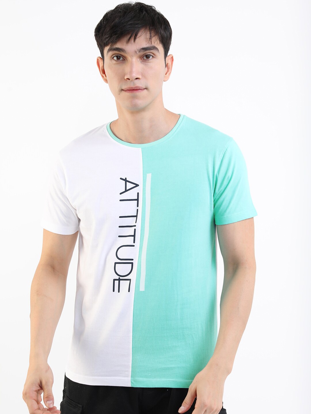 

HIGHLANDER Men White Typography Round neck Slim Fit T-shirt