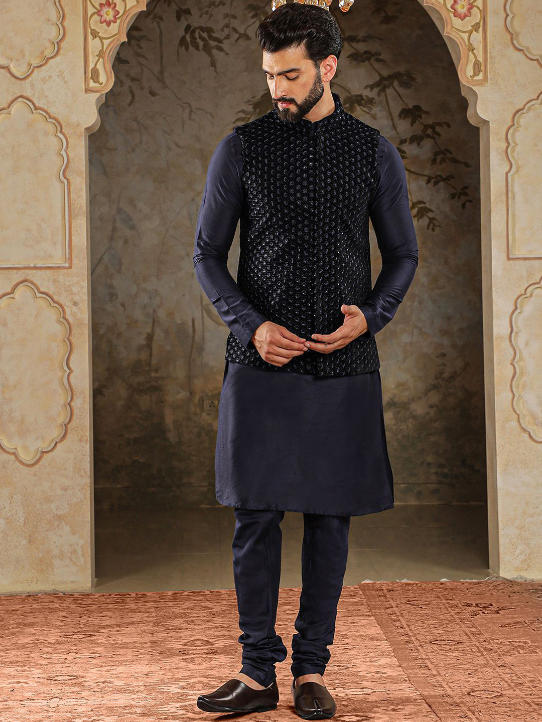 

HOUSE OF DEYANN Mandarin Collar Velvet Straight Kurta with Churidar & Nehru Jacket, Navy blue