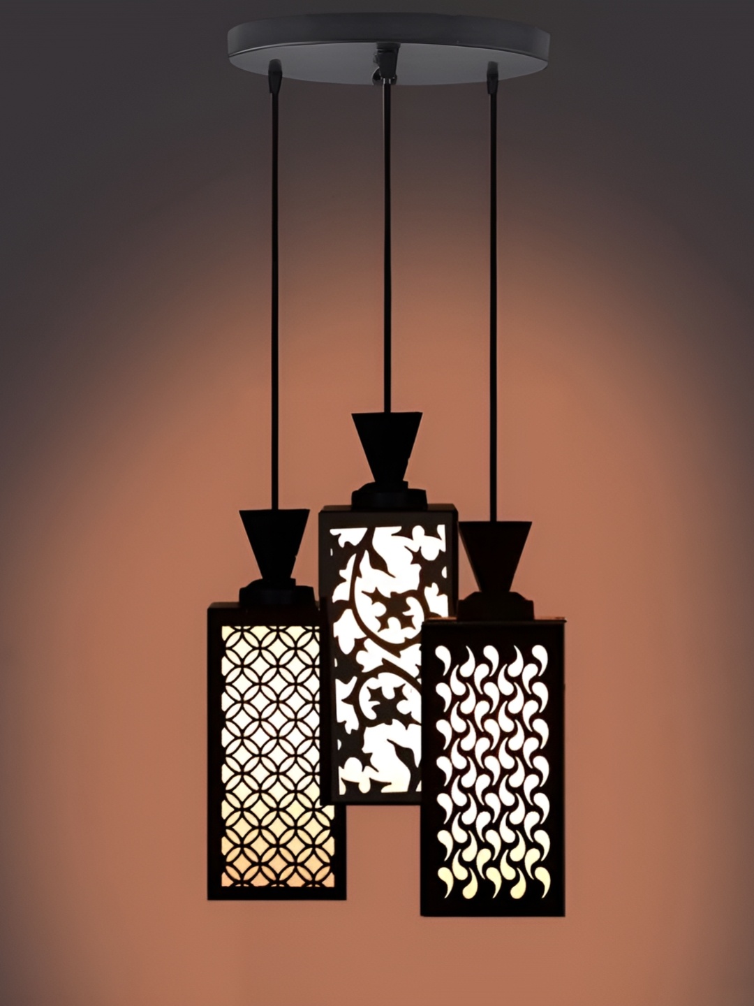 

Afast Black & White Traditional Ceiling Lamp