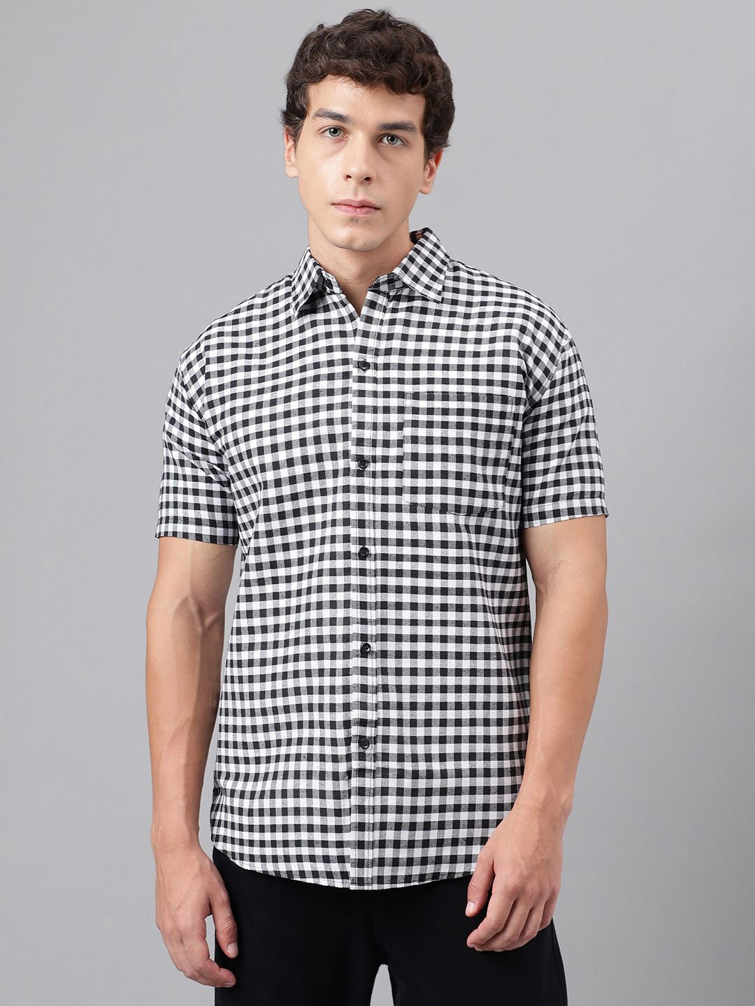 

KLOSET BY RIAG Men Classic Spread Collar Gingham Checked Cotton Casual Shirt, Black