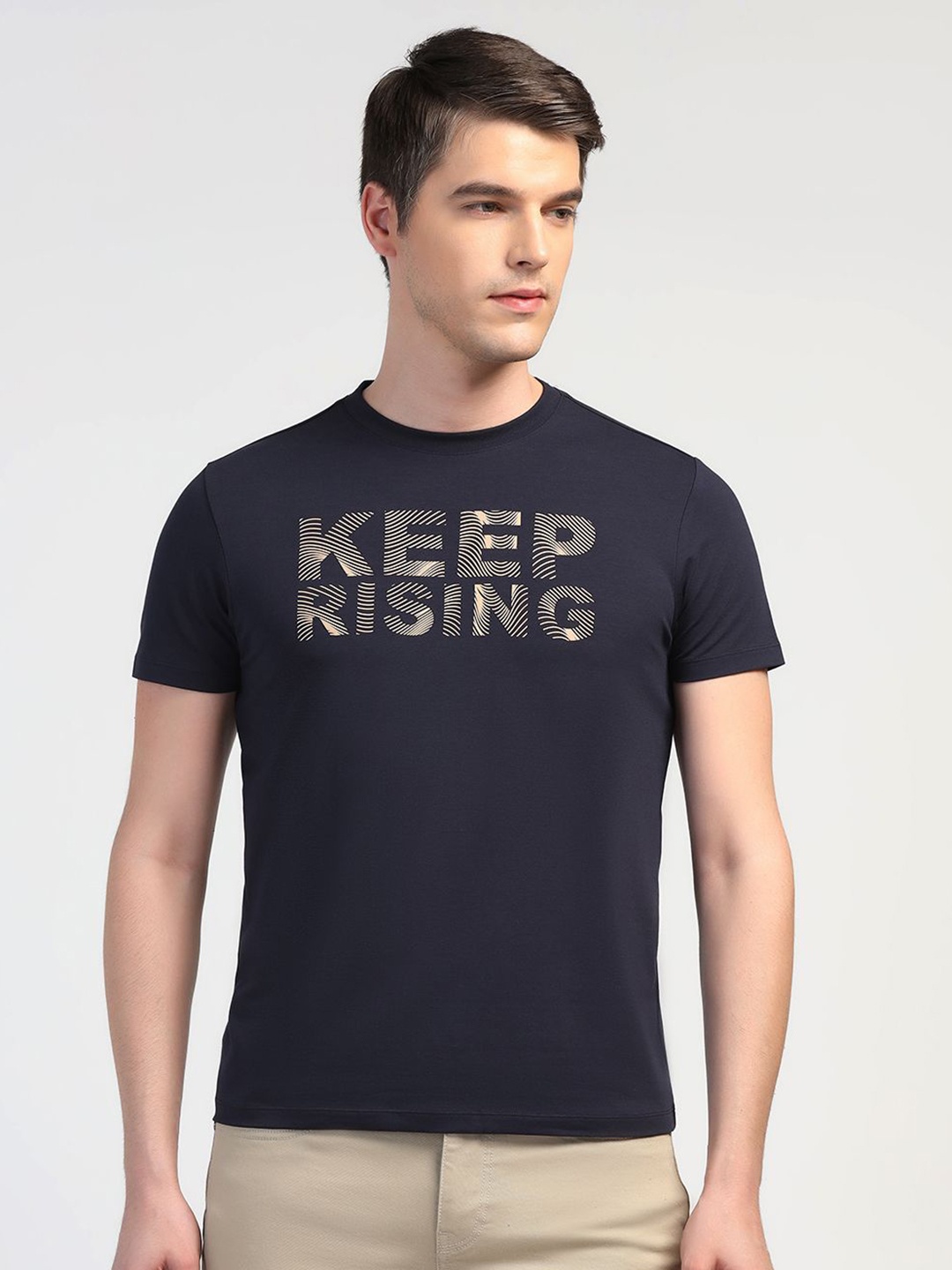 

Blackberrys Men Applique Slim Fit T-shirt, Navy blue