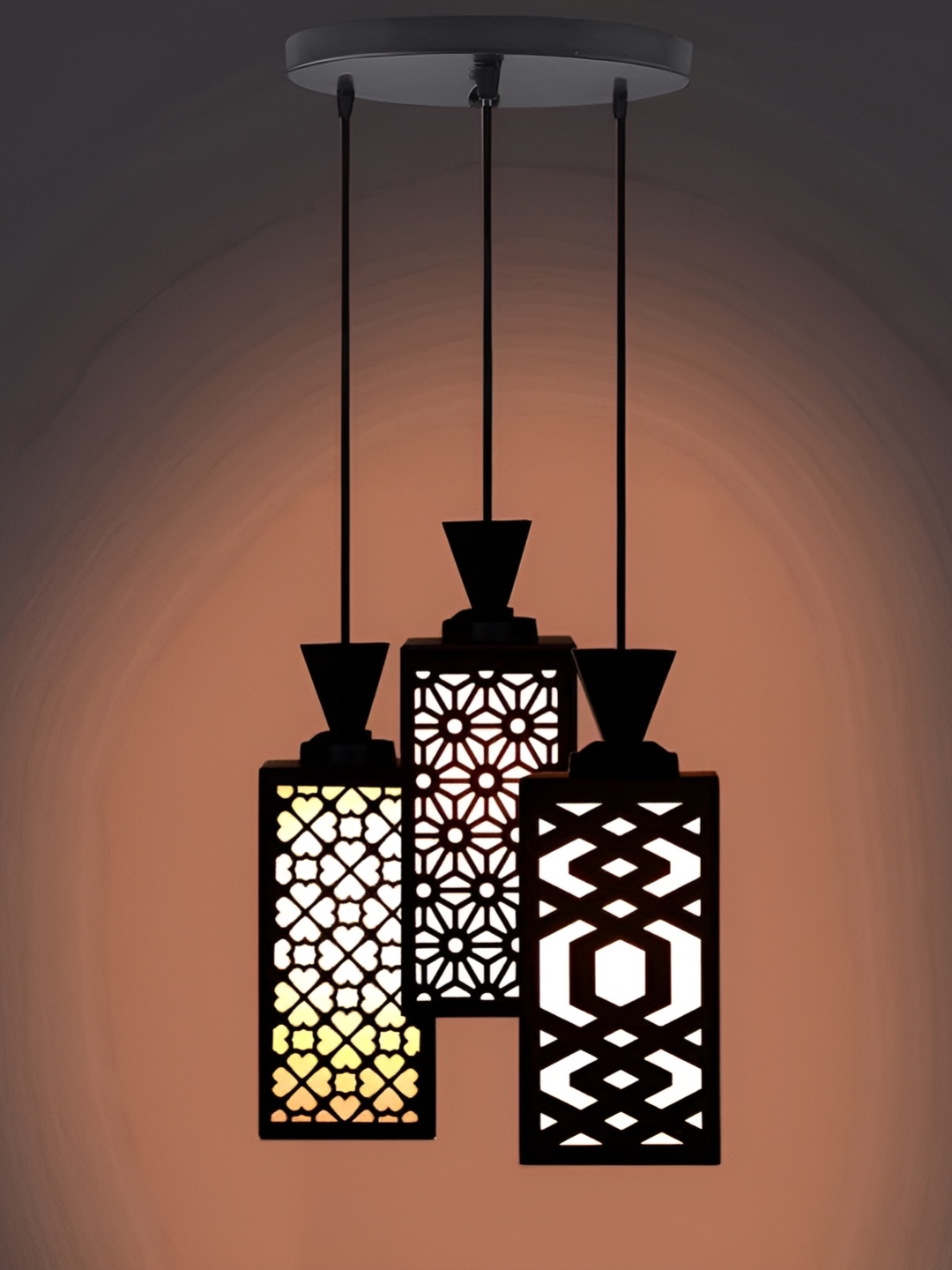 

Afast Black & White Traditional Ceiling Lamp