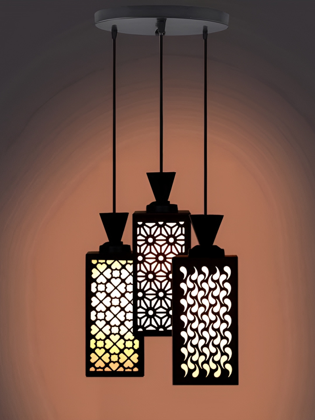 

Afast Black & White Traditional Ceiling Lamp