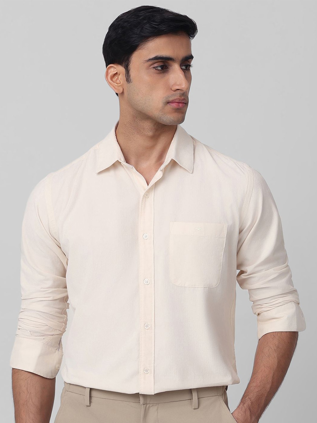 

Mufti Men Spread Collar Textured Cotton Slim Fit Casual Shirt, Off white