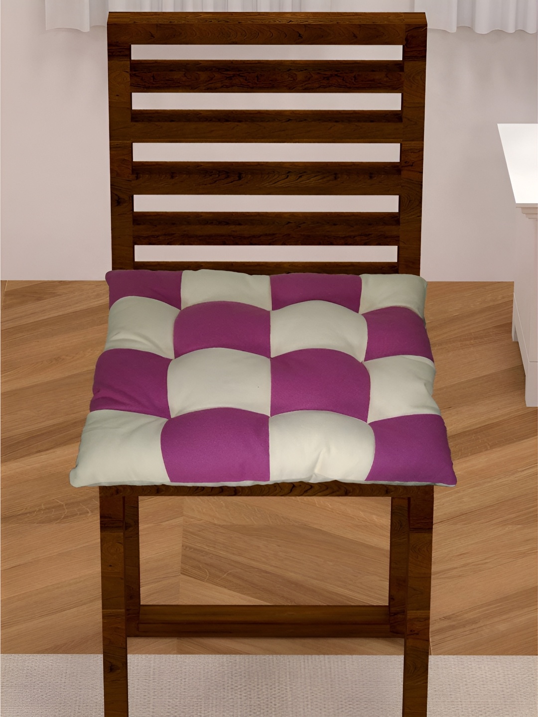 

Lushomes Violet & Beige Checked Cotton Square Chair Pads