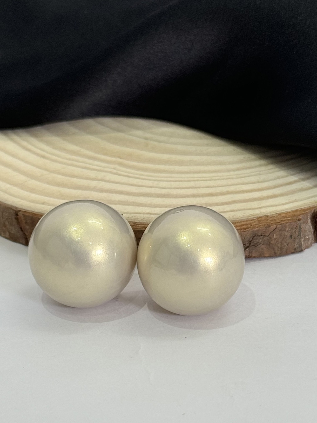 

The Jewellery Tale Created Pearls Beaded Studs, Silver