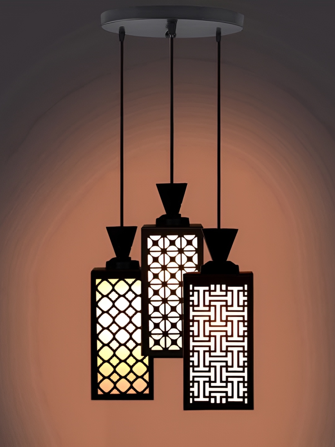 

Afast Black & White Ceiling Lamp