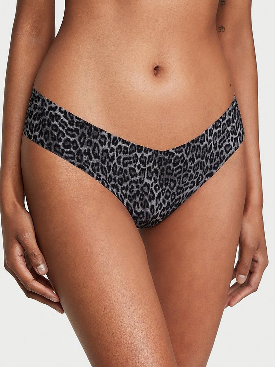 

Victoria's Secret Women Abstract Printed Low-rise Thong Briefs, Grey