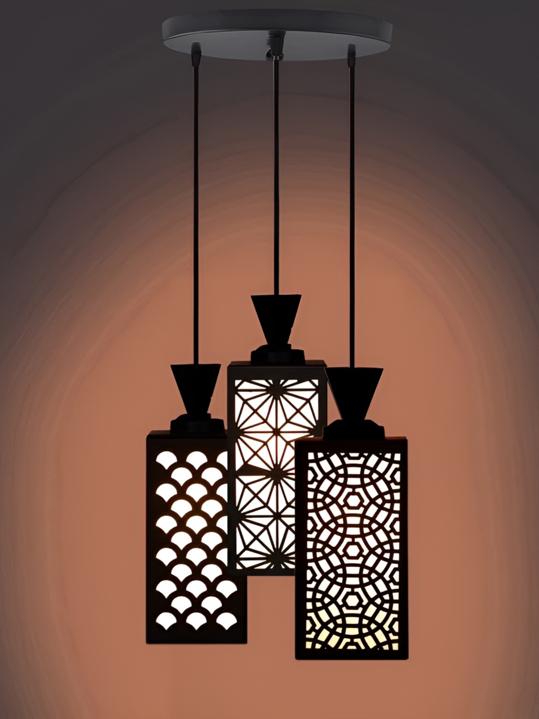 

Afast Black & White Traditional Ceiling Lamp