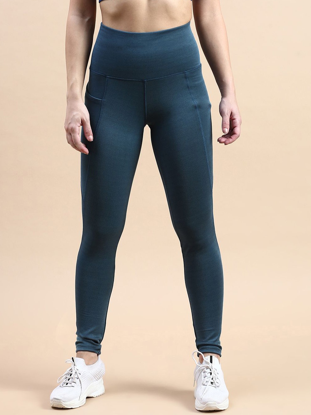 

VOXATI Women Solid Ankle Length Training Tights, Blue