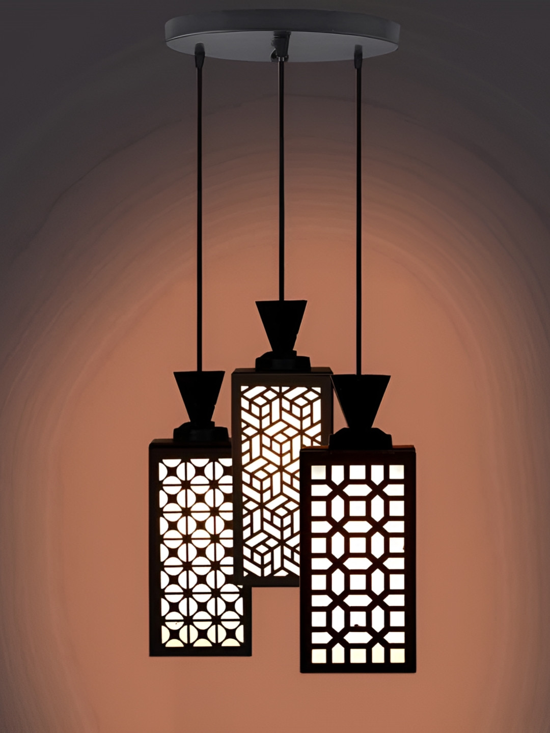

Afast Black & White Ceiling Lamp