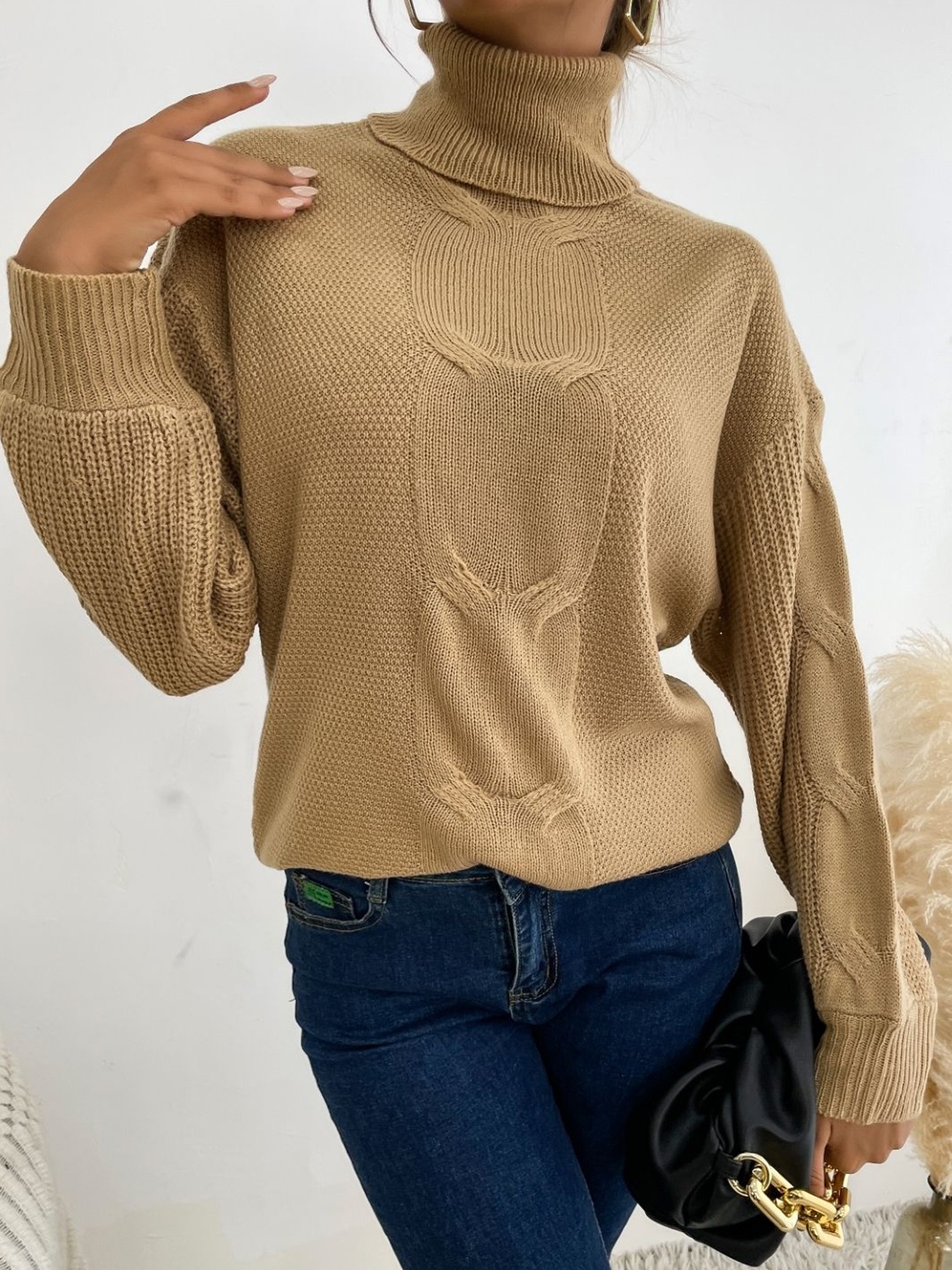 

KPOP Women Cable Knit Long Sleeves Longline Pullover, Khaki