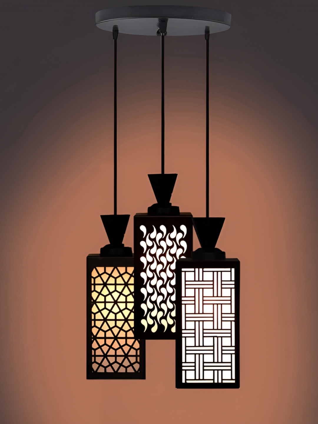 

Afast Black & White Traditional Ceiling Lamp