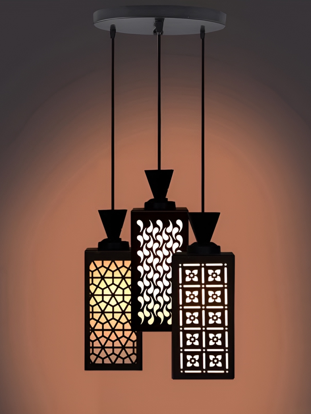 

Afast Black & White Traditional Ceiling Lamp