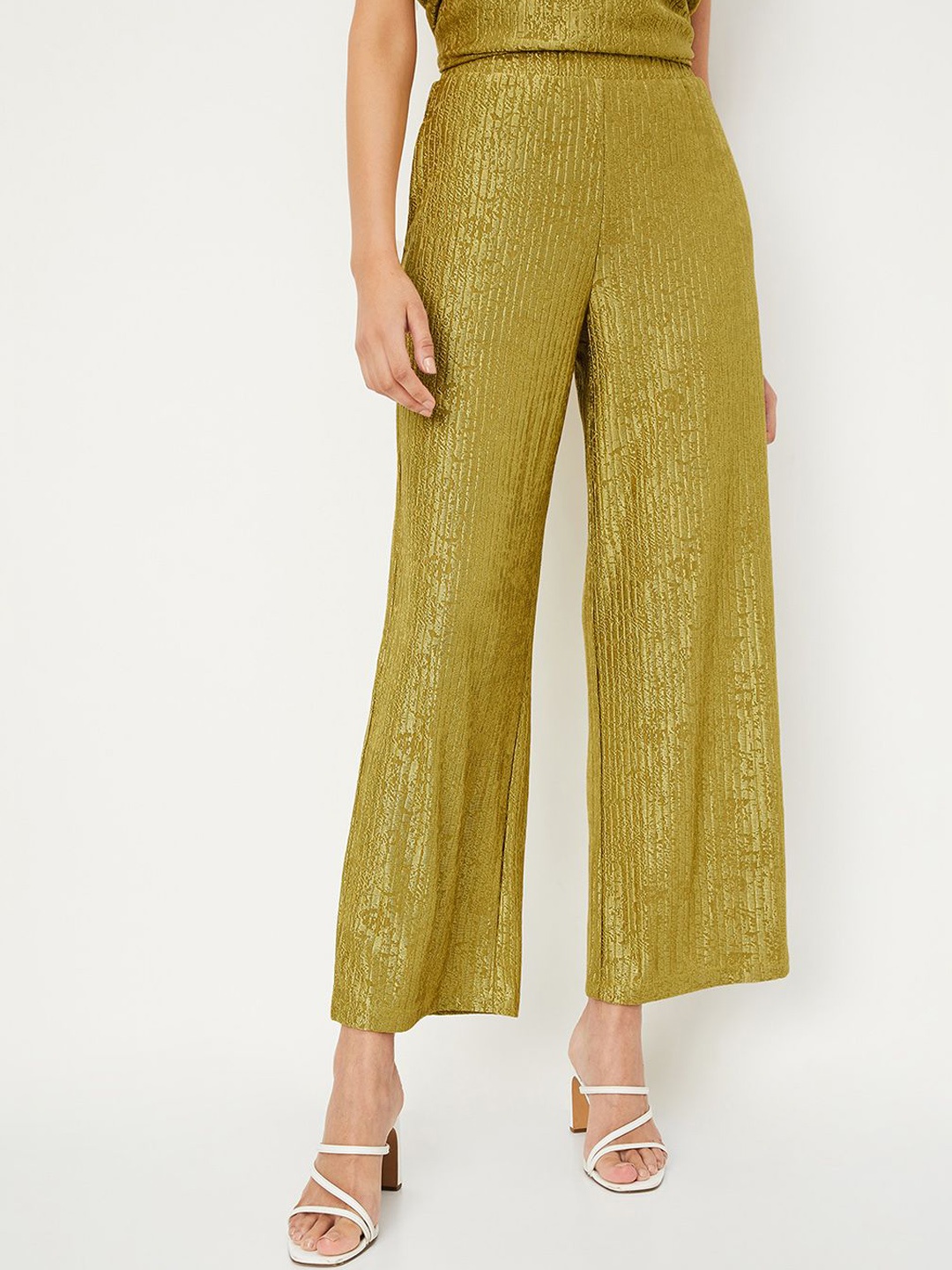 

Max x Kalki Women Shimmer Wide Legged Trousers, Yellow