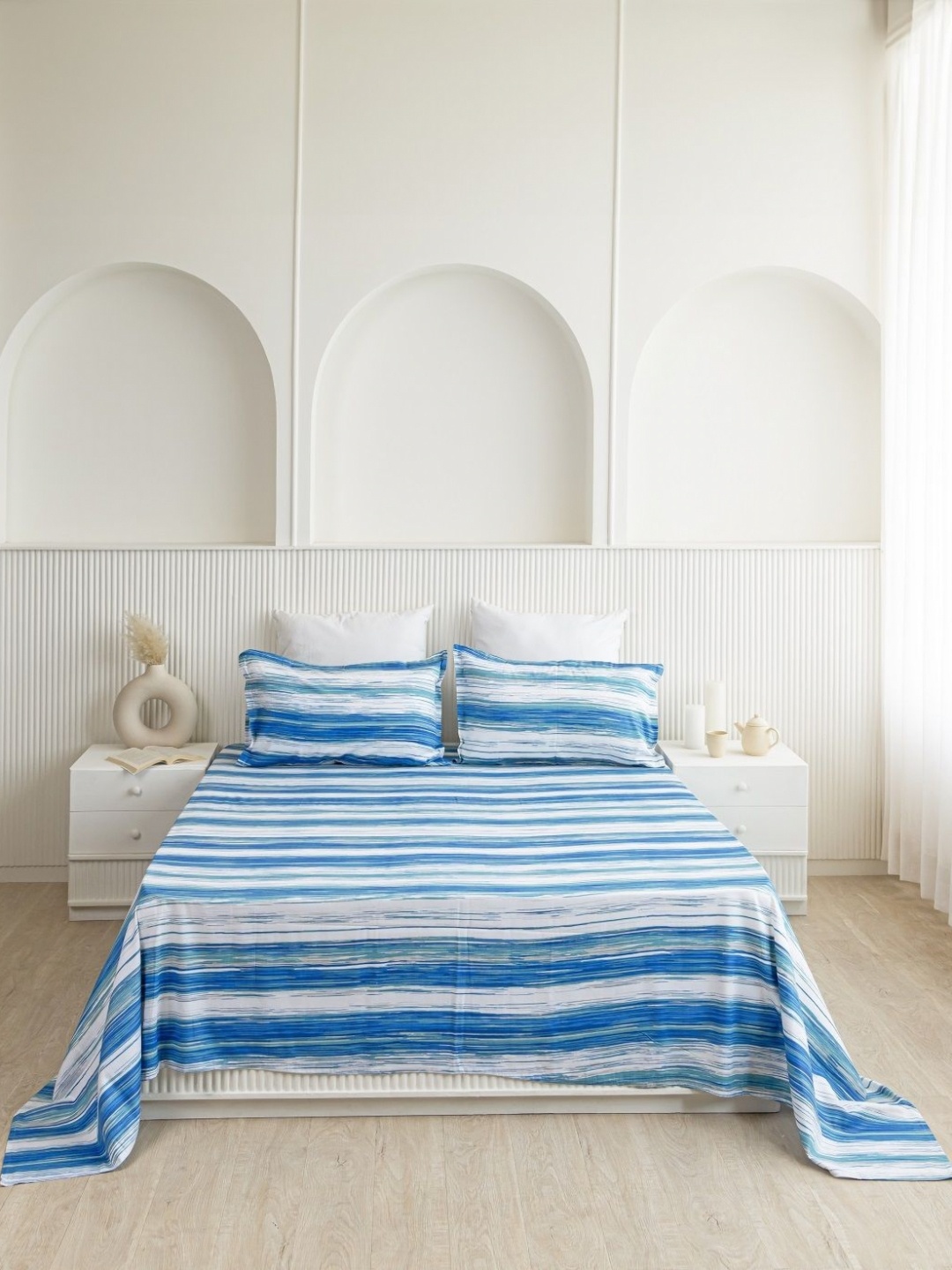

HOMEMONDE Blue & White Striped 210 TC King Bedsheet with 2 Pillow Covers