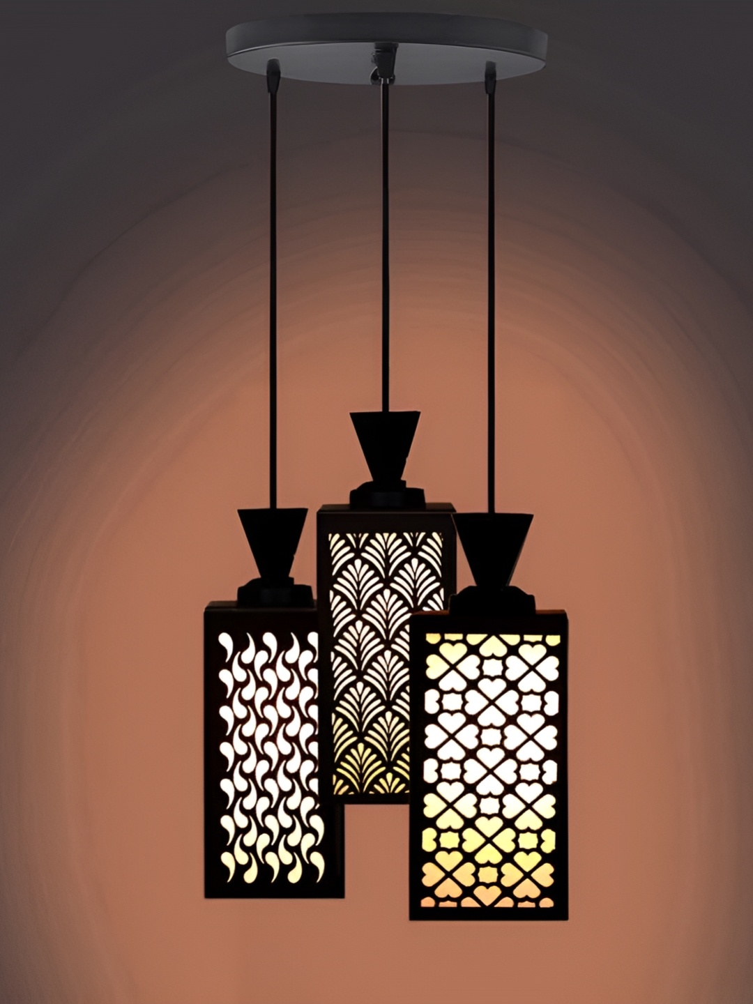 

Afast Black & White Ceiling Lamp