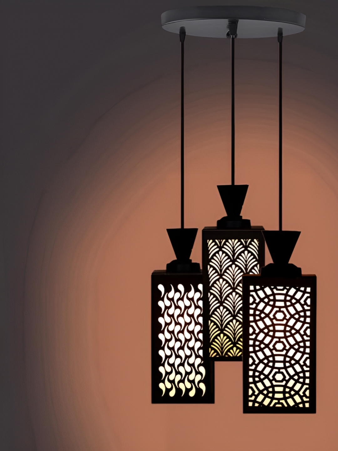 

Afast Black & White Ceiling Lamp