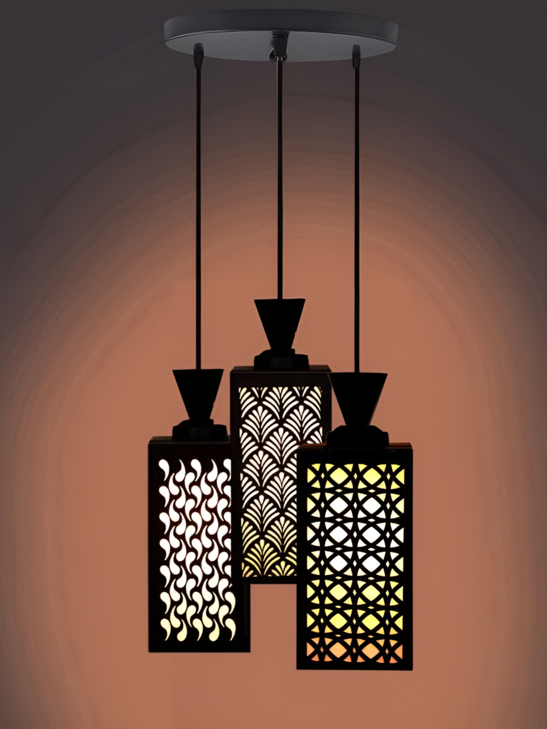 

Afast Black & White Ceiling Lamp