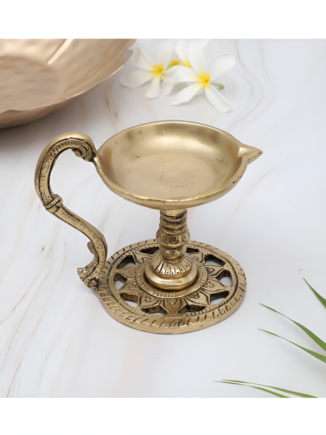 

Two Moustaches Aarti Diya With Handle, Gold