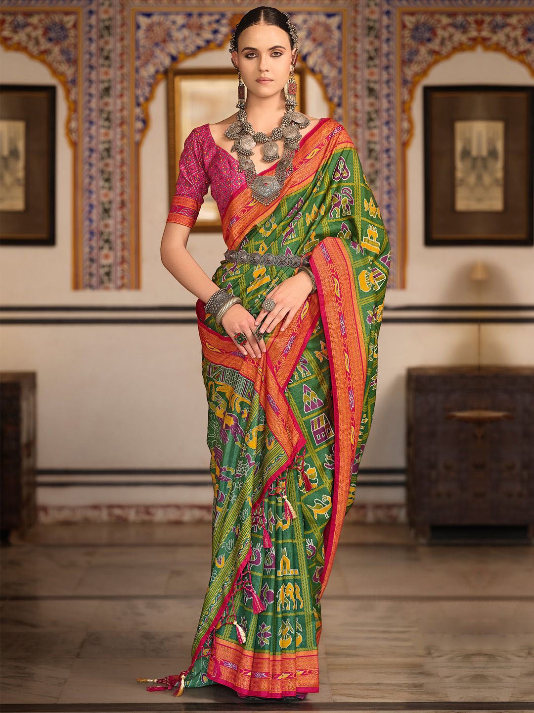 

Anouk Ethnic Motifs Printed Zari Patola Celebrity Saree, Green