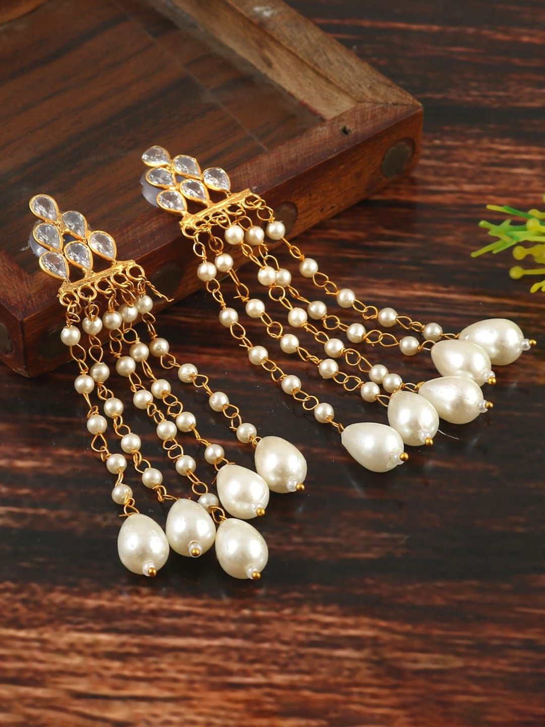 

VISHKA JEWELLERS Gold-Plated Stone Studded & Beaded Drop Earrings