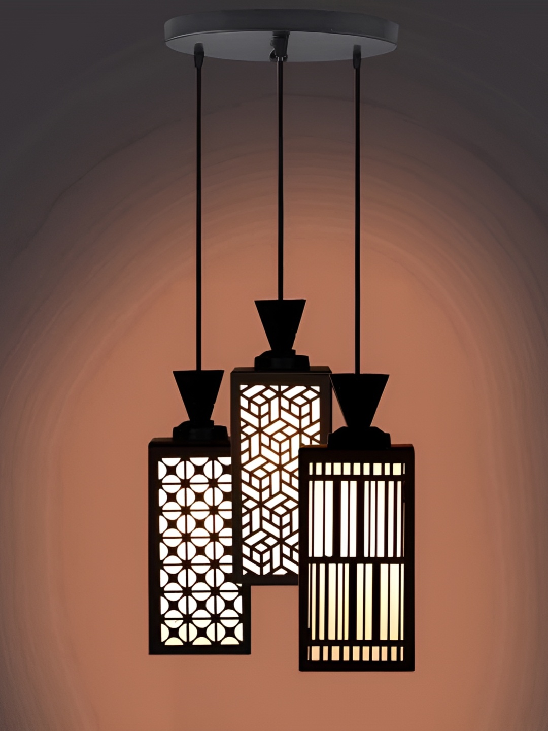 

Afast Black & White Ceiling Lamp