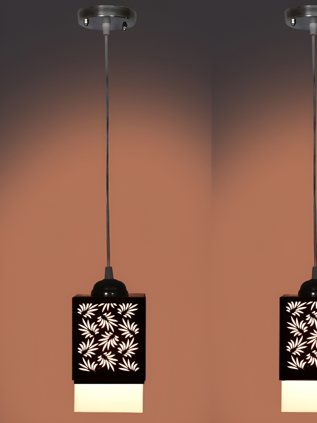 

Afast Black & White Ceiling Lamp