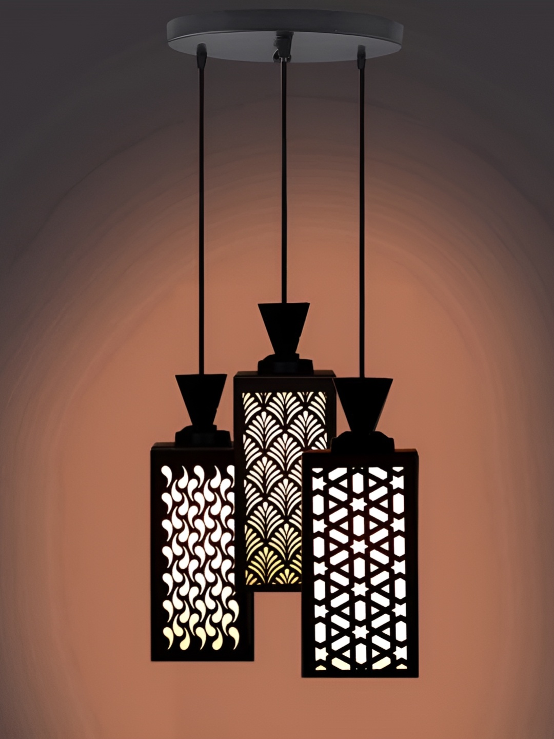 

Afast Black & White Ceiling Lamp
