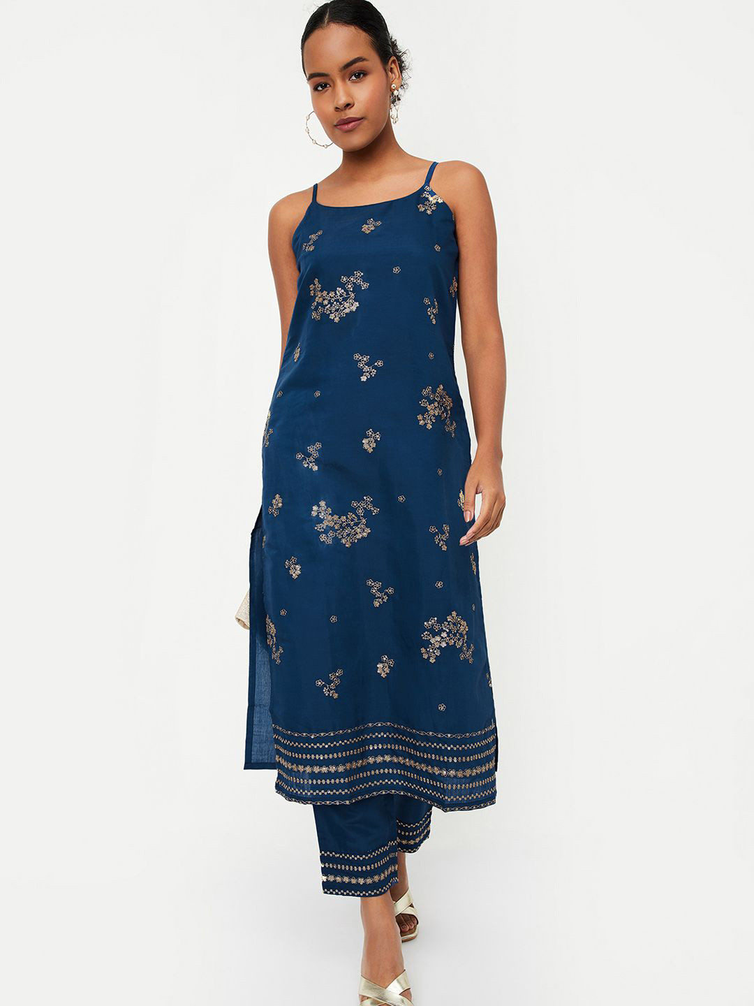 

Max x Kalki Floral Embroidered Straight Kurta With Trousers, Blue