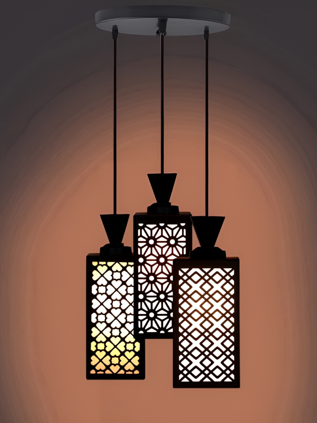 

Afast Black & White Traditional Ceiling Lamp