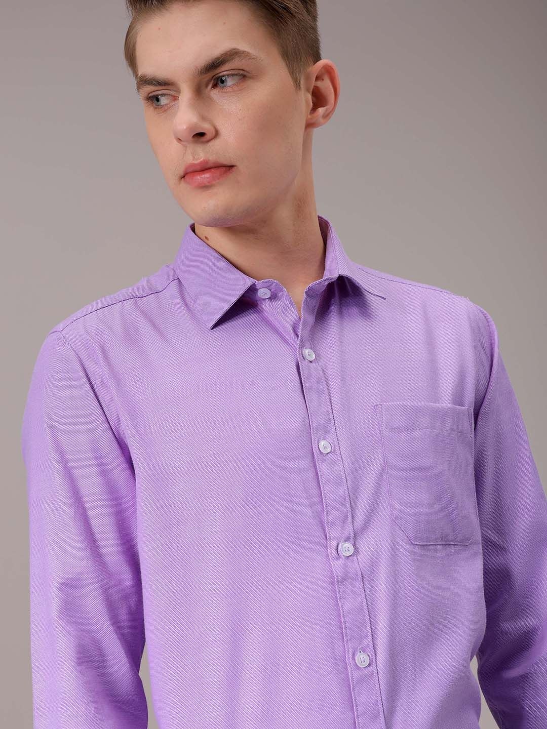 

The Indian Garage Co. X Luxe Men Spread Collar Solid Slim Fit Formal Shirt, Purple