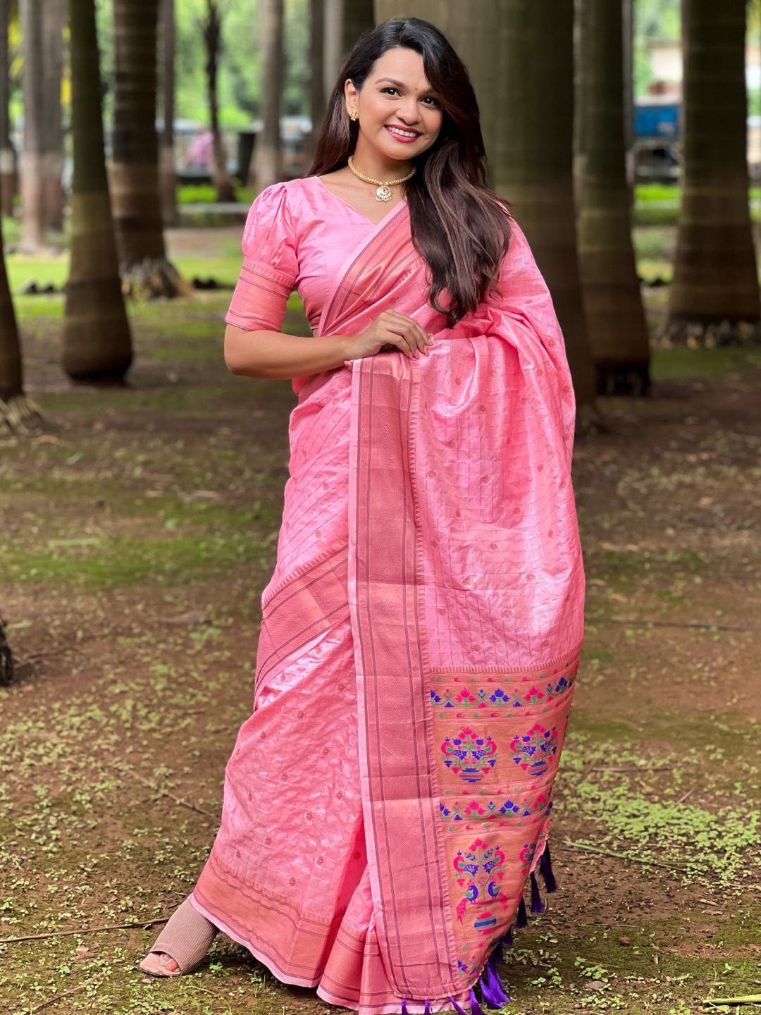 

Panzora Woven Design Zari Paithani Saree, Pink
