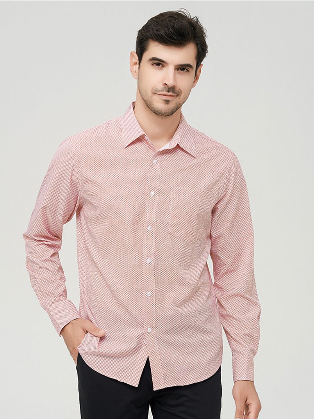 

StyleCast x Revolte Men Gingham Checks Opaque Checked Casual Shirt, Pink