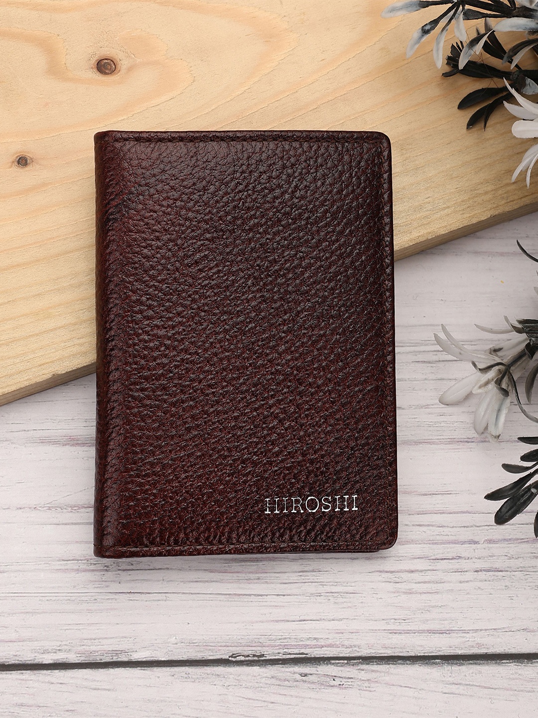 

HIROSHI Men Leather Two Fold Wallet, Brown